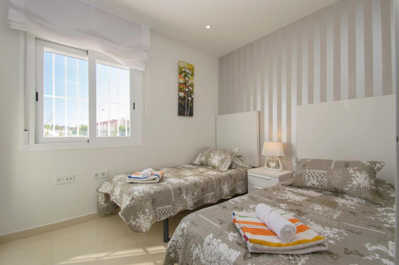 059 Luxury Bungalow - Ac/Wifi Τορεβιέχα Εξωτερικό φωτογραφία